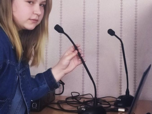 В Авдеевке заработало школьное радио