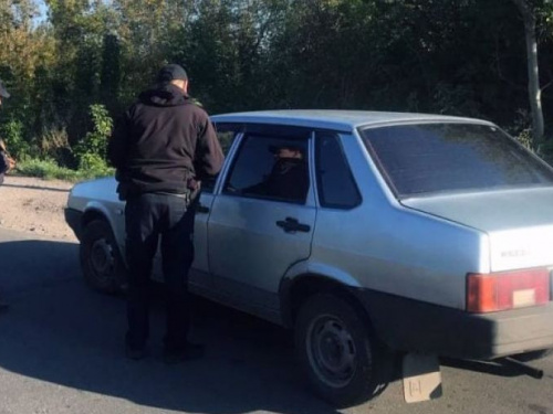 Авдіївські поліцейські закликають водіїв бути уважними та не порушувати правила дорожнього руху