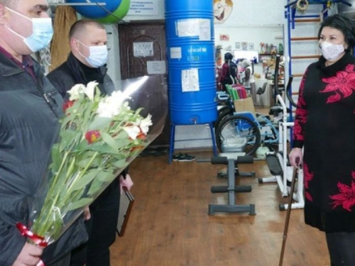 Городскую организацию "Преодоление" в День людей с инвалидностью отметили грамотами