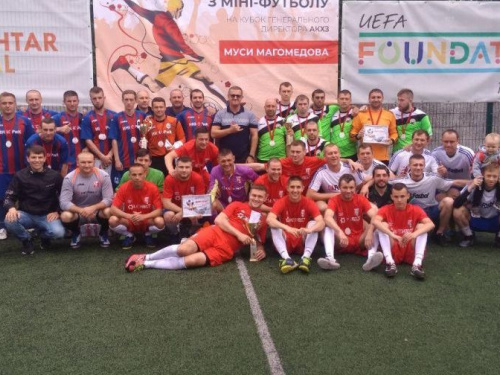 В Авдеевке наградили победителей турнира по мини-футболу (ФОТО)