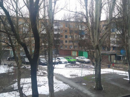 Аномальная погода: Авдеевку «накрыла» снежная крупа (ФОТОФАКТ)