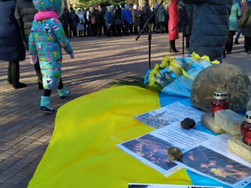 Авдіївка долучилася до відзначення Дня Гідності та Свободи (ФОТО)