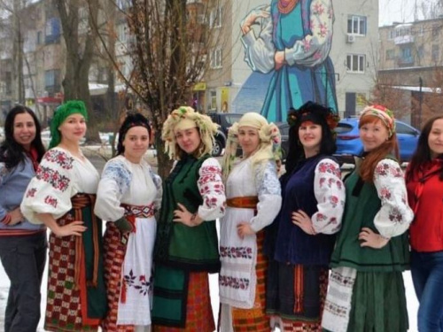 «Бути жінкою»: в Авдіївці реалізували цікавий творчий проект
