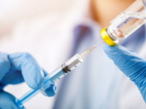 Правительство увеличило вдвое доплаты медикам и военным