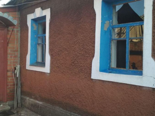 В Авдеевке увеличилось количество пострадавших от обстрела домов: полиция сообщила подробности (ФОТО)