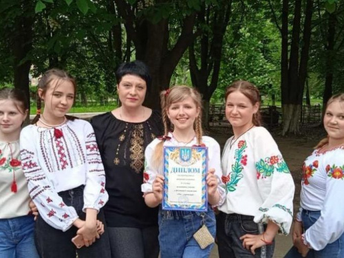 В Авдіївській ЗШ №7 пройшов щорічний фестиваль дитячої та юнацької творчості