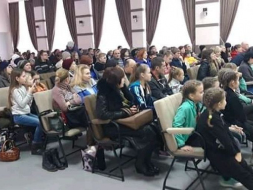 Более 11 000 гривен для добрых дел собрали авдеевцы за несколько часов (ФОТО)