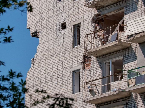 Фоторепортаж: раны прифронтовой Авдеевки