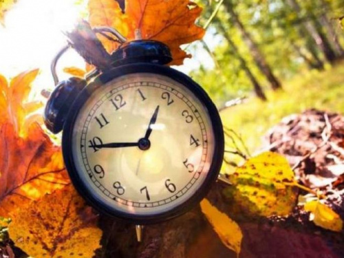 Зимнее время: в выходные авдеевцы  переведут стрелки часов назад