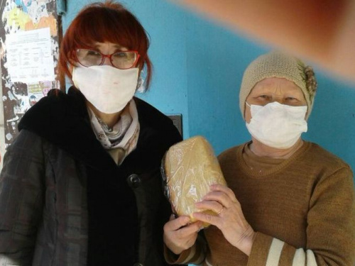 Неравнодушные активисты помогают подопечным авдеевского терцентра