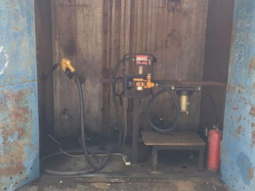 В Авдеевке разоблачили нелегальную АЗС