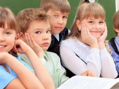 Подсчитано, сколько стоит собрать ребенка в школу в этом году