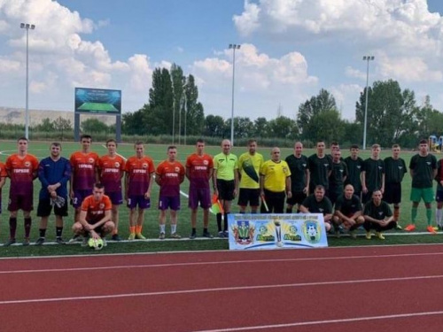 Авдіївські футболісти вибороли перемогу у першій ігрі Кубку голови Покровської райдержадміністрації з футболу