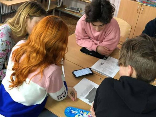 Команда авдеевских школьников  приняла участие в онлайн-соревновании  по медиаграмотности