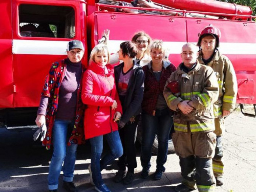 В Авдеевке очистили пожароопасный участок от сухостоя