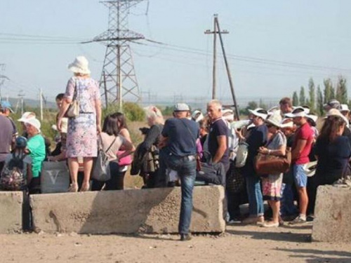 КПВВ на Донбассе:  где приходится тратить больше времени при пересечении линии разграничения