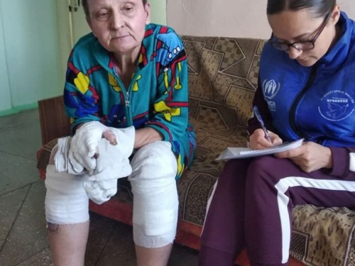 Сотрудники «Пролиска - Авдеевка» помогли переселенке из Донецка