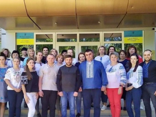 День вишиванки в Авдіївці