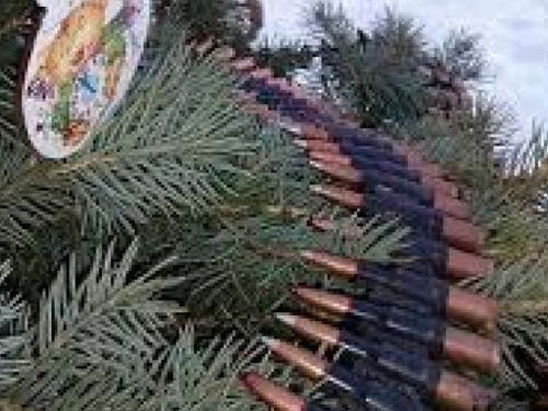 Украина в Минске предлагает установить "новогоднее" перемирие на Донбассе