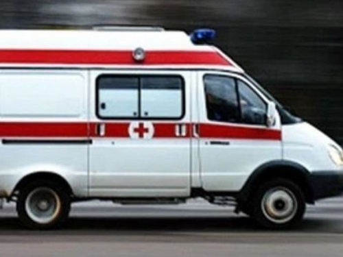 В Авдеевке женщина выпала с окна третьего этажа