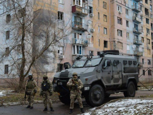 Награжден спецназовец, который спас жителей Авдеевки из огненной ловушки (ФОТО)