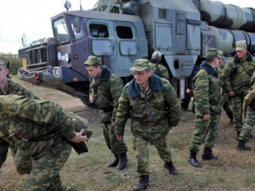 За прошедшие сутки 8 военнослужащих ранено, еще 5 – погибли, - Штаб