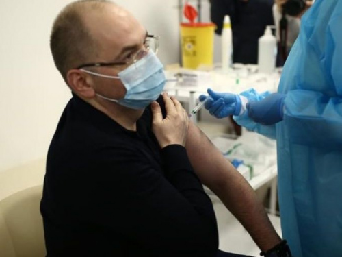 Міністр охорони здоров’я Максим Степанов вакцинувався проти COVID19