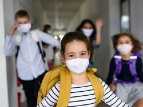 Медпункты учебных учреждений области будут обеспечены всем необходимым