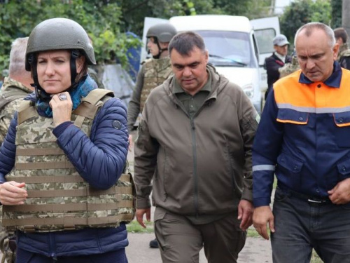 Європейські політики відвідали Авдіївку та Опитне
