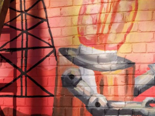 В Авдеевке появился "Железный свет" (ФОТОФАКТ)