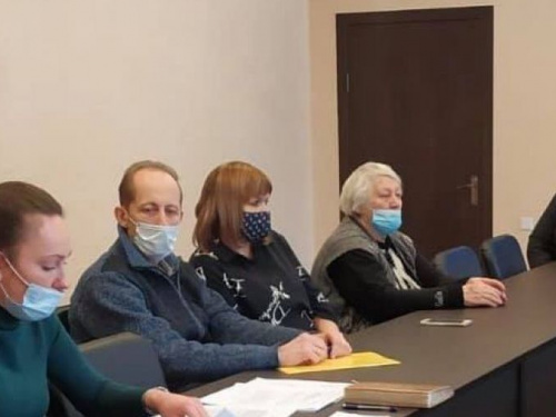 В Авдіївці оштрафували продавців цигарок та порушницю тиші