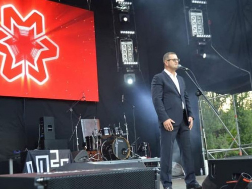 ВИДЕО. "Мы отстояли завод и город!": Муса Магомедов поздравил авдеевцев с Днём металлурга