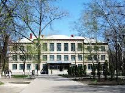 В авдеевских школах возможен вариант обучения в две смены