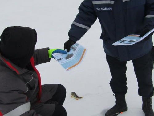Накануне Крещения: в Авдеевке спасатели напомнили важные правила (ФОТО)