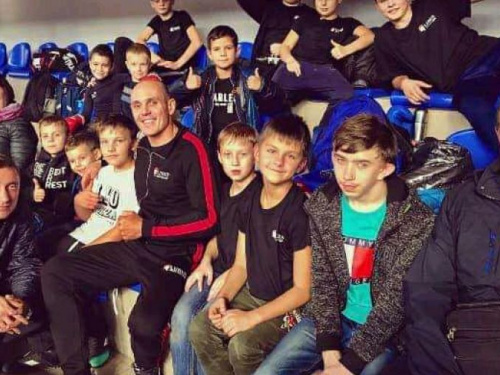 На чемпионате Украины по кикбоксингу авдеевские спортсмены показали высокий результат (ФОТО)