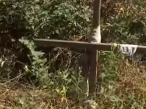 Могилы в огородах: страшная правда из прифронтовых поселков Донбасса