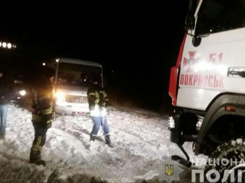 Сніг з дощем та обмеження руху: що коїться на Донеччині