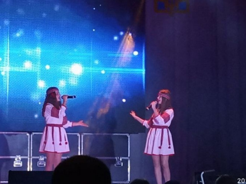 Авдеевские вокалистки взяли серебро на областном песенном фестивале