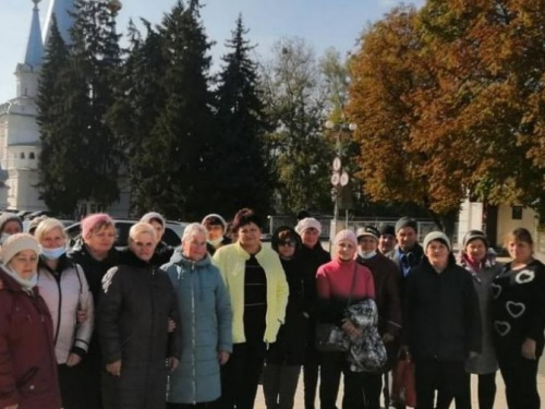 Культурне дозвілля від Терцентру: для адіївців старшого віку організували поїздку до Святогірська