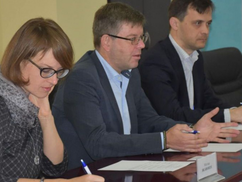 Восстановление авдеевской школы назвали отличным способом улучшить украино-литовское партнерство