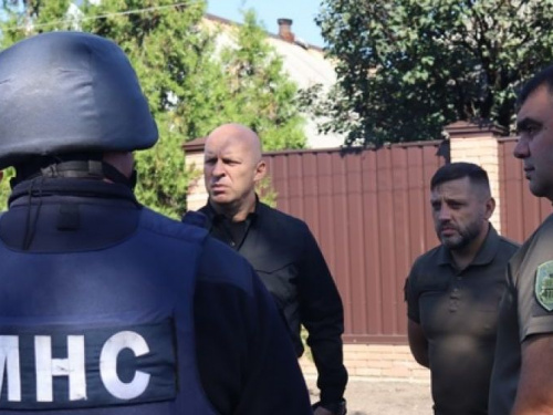 В Авдіївці проінспектували хід відновлювальних робіт на пошкоджених обстрілами об'єктах
