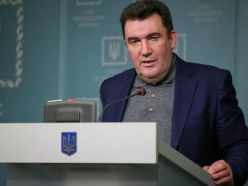 Английский должен стать вторым языком в Украине, - секретарь СНБО