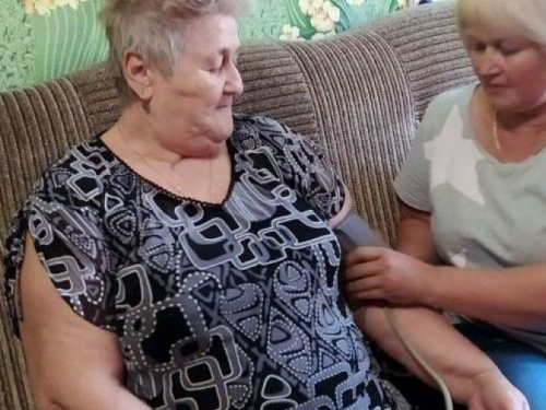 Терцентр Авдеевки продолжает оказывать помощь одиноким горожанам и людям, нуждающимся в поддержке и уходе