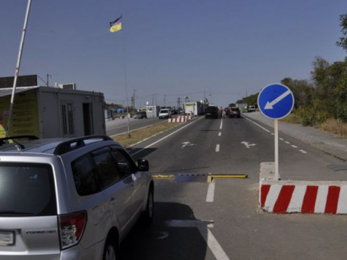 В КПВВ Донетчины проезда ожидают 220 авто