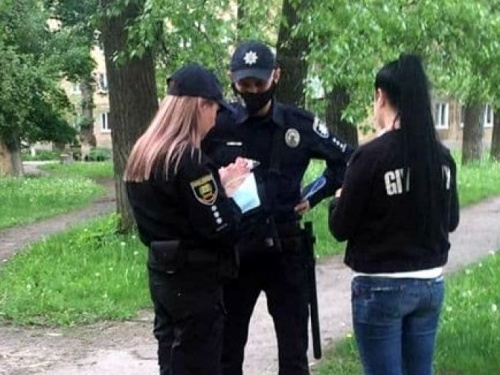 Поліцейські Авдіївки вийшли на охорону громадського порядку 