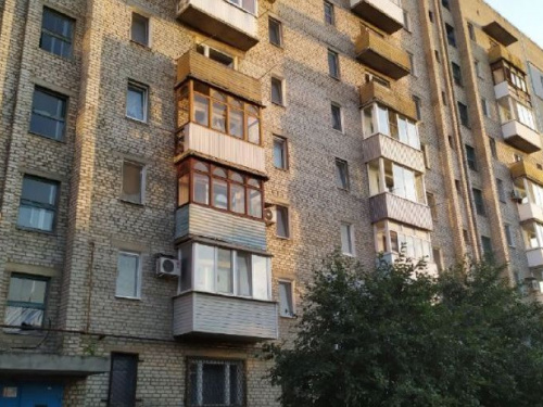 "Преобразим Авдеевку вместе!": жители девятиэтажки улучшили санитарное состояние дома (ФОТО иВИДЕО)