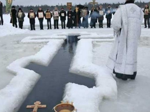 Накануне Крещения спасатели напомнили важные правила