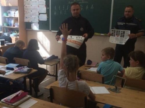 Для детей Авдеевки провели уроки безопасности (ФОТО)