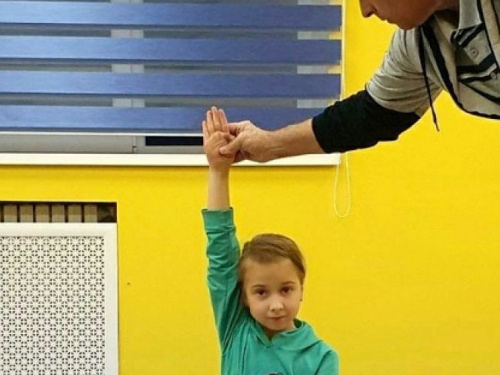 Авдеевская ДЮСШ приглашает в секцию по спортивной акробатике