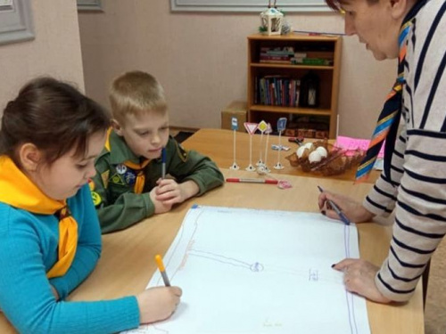 Пластуни Авдіївки провели вихідні з користю